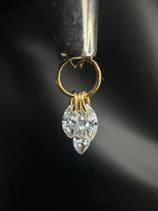 Breloque Plume Diamantée Marquise en Or 14K pour Boucles d'Oreilles Créoles, Accessoire d'Oreille Plume Délicate, Bijou Élégant, Cadeau pour Femme - Product Image 2