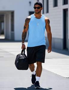 Camiseta sin mangas urbana para hombre, tejido ligero y transpirable, tacto suave, movimiento fluido, corte limpio, textura fresca, elasticidad cómoda, uso diario, estilo moderno, resistente. - Product Image 4