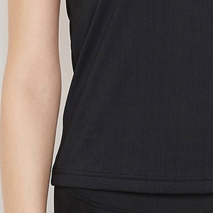 Camisetas deportivas sin mangas de alta calidad para mujer, estilo racerback, para yoga, entrenamiento, correr y hacer deporte. - Product Image 6