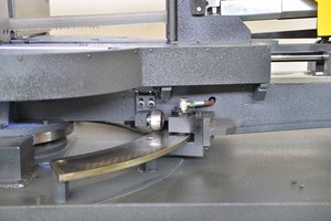 SBS-750 Section Steel Cutting Automatic H Beam Assembly Line Wide Working Angle Double Mitre Digital Bandsaw - Product Image 4