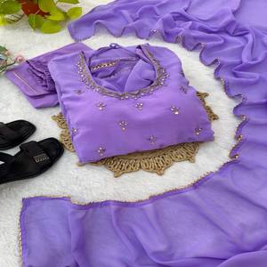 Robe Georgette VASTRA COTTAGE avec broderie à la main en miroir, manches longues, dupatta assorti avec bordure Chamosa - Product Image 1