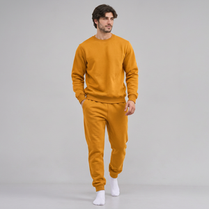 Ensemble de survêtement pour homme personnalisé, coupe classique, couleur unie minimaliste, sweat-shirt et pantalon pour une tenue active au quotidien - Product Image 6