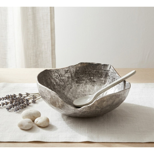 Centro de Mesa Moderno de Lujo en Metal Plateado Martillado, Bandeja Decorativa Asimétrica de Aluminio Hecha a Mano con Bordes Desgarrados para Frutas - Product Image 5