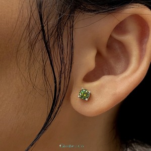 Jewelry Wholesale Glosbe & Co OEM ODM Customized Design Green Moissanite Diamond <b>Stud</b> Earrings 5mm Sterling <b>Silver</b> Yellow Gold - Product Image 1