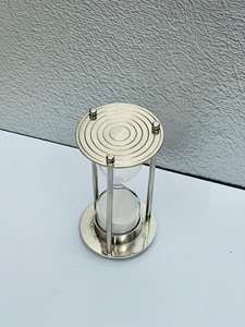 Reloj de Pared 3D con Diseño de Ángel y Cruz, de Aluminio con Acabado en Níquel, 6 Pulgadas |   Pie Decorativo Vintage para Mesa de Graduación - Product Image 6