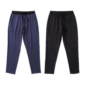Pantalon de jogging décontracté pour homme, bleu marine et noir, taille élastique avec cordon de serrage, en maille mi-lourde, idéal pour l'automne - Product Image 1