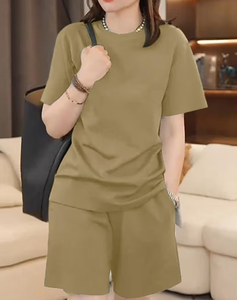 Women 2 Piece Shorts Set Solid Jersey Daily Wear T-Shirt and Utility Shorts Casual Summer Outfit OEM Custom Logo - Product Image 4