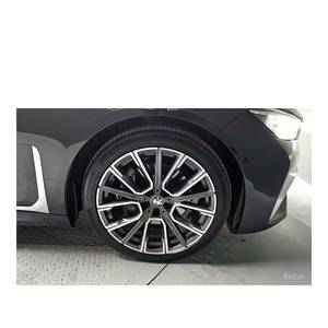 BMW Serie 7 740Li XDrive M Sport Modelo Diciembre 2022 con 57,046 km, Caja de Cambios Automática, Asientos de Cuero, Volante a la Izquierda - Product Image 5