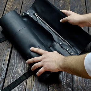 Bolsa de Almacenamiento para Cuchillos de Cuero, Bolsa Enrollable para Cuchillos de Chef, Bolsas Enrollables Portátiles de Alta Calidad con Correas de Mano LKR-0350 - Product Image 1