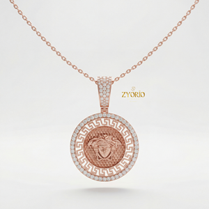 Colgante de Medallón de Diamantes Medusa Plateado con Cadena para Mujer, Ideal para Compromisos, Bodas y Fiestas de Lujo - Product Image 3