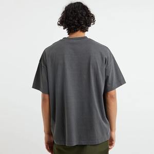 Nouveau T-shirt Streetwear Homme Oversize à Épaules Tombantes, Effet Délavé Acide Vintage et Usé, Coupe Boxy à Manches Courtes - Product Image 6
