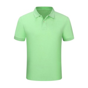 Camiseta de Manga Corta Verde Sólido para Hombre, Corte Regular, Diseño Casual de Punto, 100% Algodón, Logotipo Frontal, Transpirable - Product Image 1