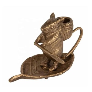 Portavelas de Pilar con Diseño de Conejo, Portavelas Decorativo de Aluminio con Acabado Dorado para Centros de Mesa, Decoración de Bodas - Product Image 4