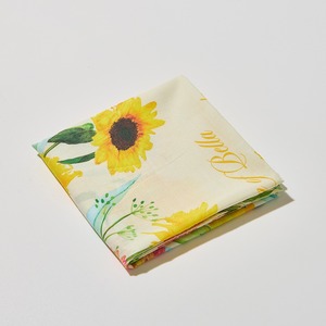 [K-ESSENTIALS] Pañuelo de tela de algodón 60s 50x50cm con diseño de flor amarilla, suave, ecológico y multiusos - Product Image 2