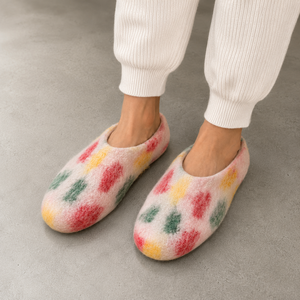 Wholesale Handmade Colorful Pink 100% New Zealand <b>Wool</b> Felt Shoes with Rubber Outsole for Indoor All Seasons - Product Image 2