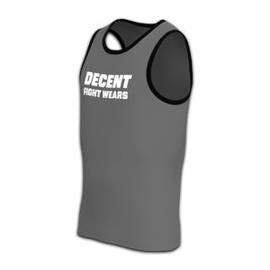 เสื้อกล้ามชกมวยสไตล์โปร สำหรับนักมวยสมัครเล่นและมืออาชีพ ผลิตจากโพลีเอสเตอร์ 100% ทรงเข้ารูป ระบายอากาศได้ดี และแห้งเร็ว DFW - Product Image 1