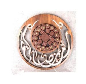 Bandeja Árabe Decorativa Tradicional Islámica Ecológica de Madera con Incrustaciones de Madreperla, Hecha a Mano, para Majlis y Hospitalidad - Product Image 1