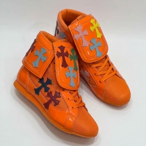 Zapatillas de Boxeo Negras de Marca Personalizada de Pakistán con Parches Cruzados Coloridos, Malla Transpirable con Cierre de Velcro y Agarre para Todo Clima - Product Image 5