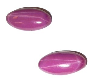 Rubis étoilé ovale 11x22 mm 15,5 carats, cabochon poli créé en laboratoire avec effet étoile à 6 branches pour la fabrication de bijoux - Product Image 6