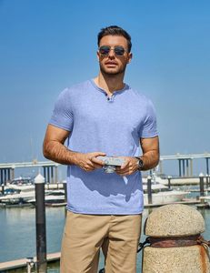 Camiseta de Algodón Premium para Hombre, Cuello en V, Corte Ajustado, Ligera, Cómoda, Manga Corta, Informal, Lisa, con Logotipo Personalizado, Secado Rápido, Transpirable - Product Image 4
