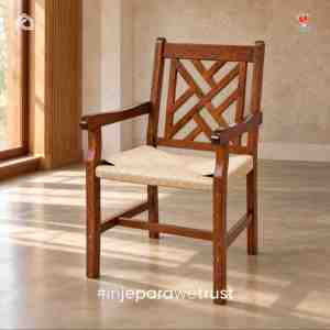 Fauteuil de salle à manger vintage en bois massif, siège tissé à la main, dossier géométrique, chaise en bois pour restaurant, hôtel, café, maison - Product Image 1