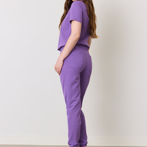 Ensemble de blouses médicales pour femmes au design tendance, uniforme d'infirmière élégant, vêtements de travail pour hôpital, uniforme de travail, fournisseur en gros OEM - Product Image 2