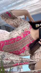 ชุดสัลวาร์ คามีซ ผ้ามัสลินโพลีเอสเตอร์ 3 ชิ้น ลายดอกไม้สดใส พร้อมผ้าคลุมไหล่ แบบอนาร์กาลี กุรตา กางเกงขายาว แห้งเร็ว เหมาะสำหรับงานปาร์ตี้ - Product Image 6