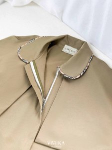 เสื้อเบลาส์ผู้หญิงคอปกปีเตอร์แพนทรงหลวมผูกกับเข็มขัดเสื้อลำลองใส่ได้ทุกวันในฤดูใบไม้ร่วง - Product Image 5