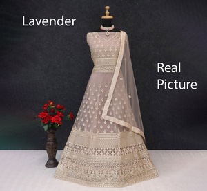 Traje Anarkali largo estilo indio y pakistaní con red de mariposas y trabajo de espejos, con dupatta con borde de encaje en rayón, listo para usar. - Product Image 2