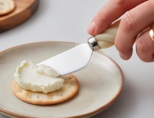Juego de cuchillos para queso de acero inoxidable moderno con mango de diseño de cuerda de resina, utensilios de cocina para uso en bodas y restaurantes. - Product Image 4