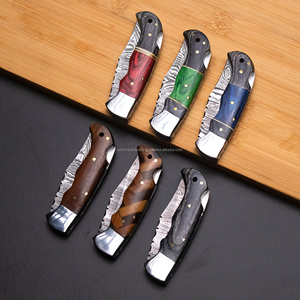 Couteau pliant artisanal en acier Damas, manche en bois de qualité supérieure, lame pointue, couteau de poche EDC pour le camping, la randonnée, la survie en plein air - Product Image 6