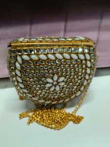Bolso de Mano Mini de Latón Hecho a Mano con Mosaico, Cadena de Diamantes de Imitación, Solapa y Forro de Terciopelo de 7 Pulgadas para Fiesta de Boda o Noche de Mujer - Product Image 2
