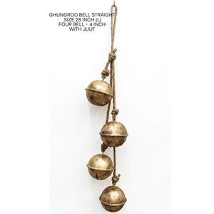 Carillon à vent Ghungroo Bell Straight de 28 pouces avec clochettes de 4 pouces, en laiton Jaut plaqué or et peint, Art populaire, Décoration d'intérieur - Product Image 1