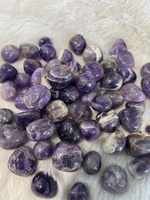 Pierres d'améthyste rondes de qualité supérieure avec une coloration violet foncé, des bords lisses et une texture polie pour les collectionneurs, la décoration et le bien-être