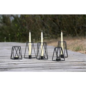 Candelabro Moderno de Alambre de Hierro Geométrico Negro, Portavelas Nórdico Minimalista para Velas Cónicas y de Pilar, Soporte de Metal de Lujo para Decoración del Hogar y Bodas - Product Image 1