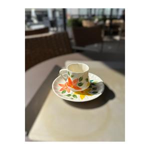 Set di Lotus porcellane con doppia tazza di ceramica fatta a mano in porcellana con disegno floreale dote presentazione