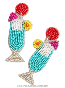 Pendientes con cuentas de cóctel tropical, cuentas de semillas hechas a mano, joyería para fiesta en la playa de verano, declaración Funky, bebida colorida, regalo al por mayor - Product Image 5