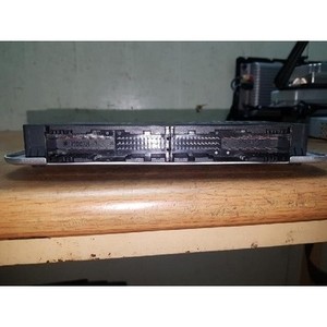 ECU และโมดูลคอมพิวเตอร์มือสองสำหรับรถยนต์ซีรีส์ 7 รุ่น 9210399 - Product Image 3