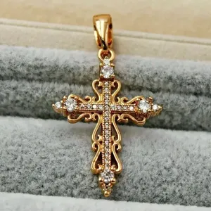 Colgante de Cruz Chapado en Oro con Incrustaciones de Diamantes de Moissanita, Collar Cristiano Religioso, Amuleto de Joyería Hip Hop, Colgante de Cruz Art Deco - Product Image 2