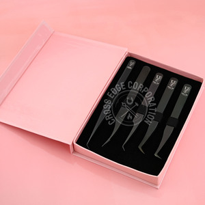 แหนบปลายขนตาปลอมสีดำแบบมืออาชีพสำหรับต่อขนตา45องศา - Product Image 1