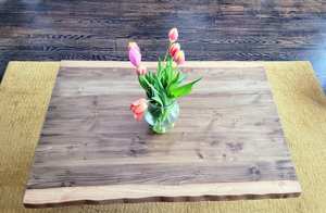 Mesa de centro de madera maciza hecha a mano con borde natural y base de metal industrial, mueble moderno rústico para sala de estar - Product Image 3