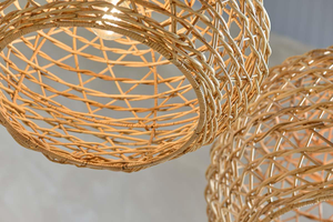 Meilleur fournisseur de lampes suspendues en bambou et rotin, luminaire tissé à la main pour la conception d'hôtels - Product Image 3