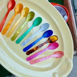 ชุดช้อนส้อมสแตนเลส สไตล์รอยัล เป็นมิตรกับสิ่งแวดล้อม ใช้กับเครื่องล้างจานได้ สำหรับงานปาร์ตี้ 2 ชิ้น ตกแต่ง - Product Image 1