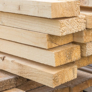 Tablas de Madera Aserrada y Estructural de Grado Comercial con Bordes Semiacabados Diseñadas para un Rendimiento Duradero - Product Image 5