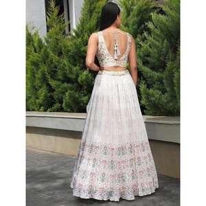 Espléndido blanco roto Georgette boda Lehenga Choli - Product Image 3