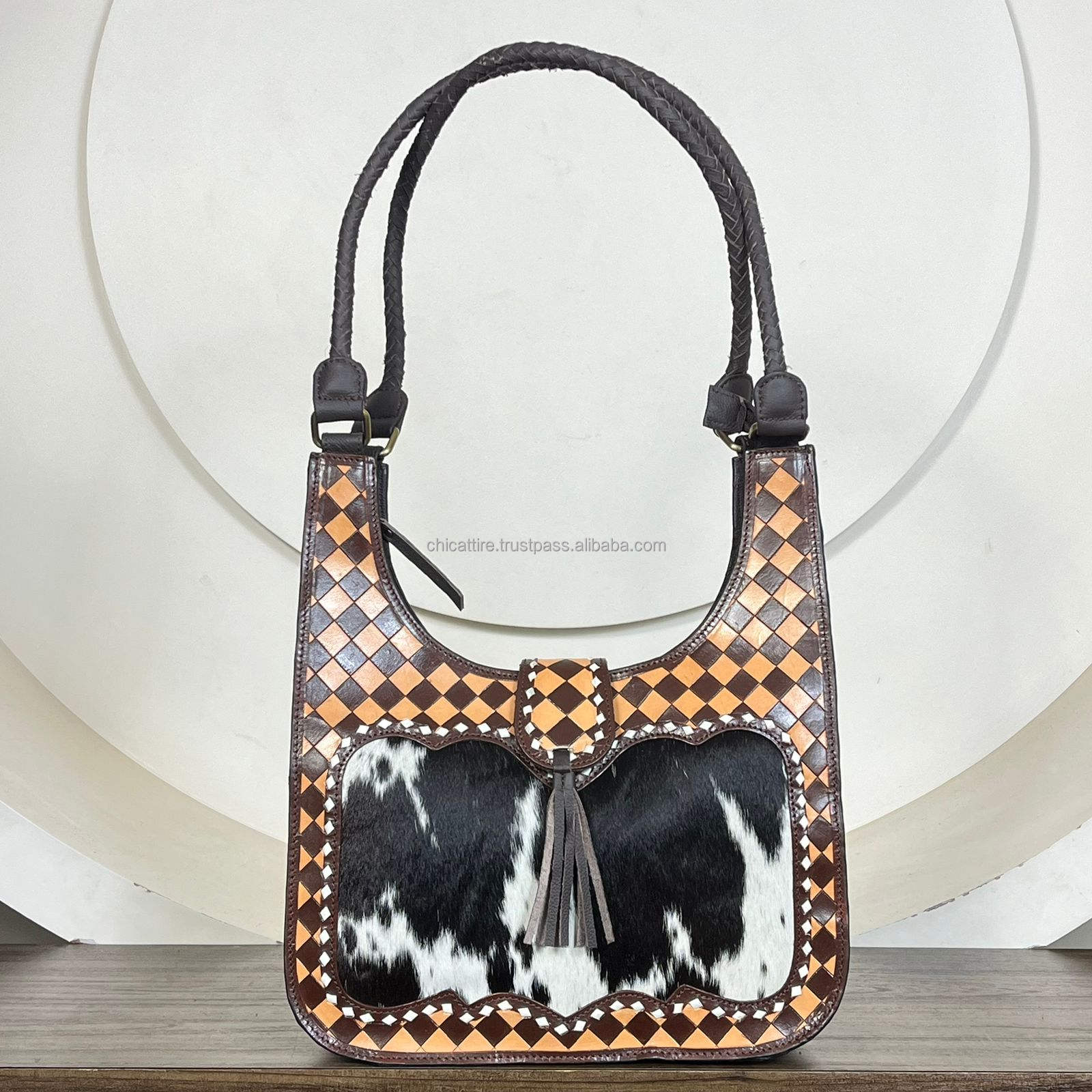 ลายตารางสีน้ำตาลแทนและน้ำตาล