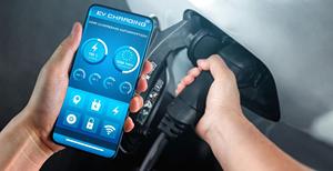 Station de recharge intelligente pour véhicules électriques, application mobile, recherche de chargeurs en temps réel, connectivité véhicule, recharge rapide, compatible Android et iOS - Product Image 2
