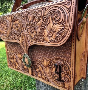 Luxury Western Leather Carry Bag for Equestrian & Rodeo Lifestyle from Divine International - Product Image 2