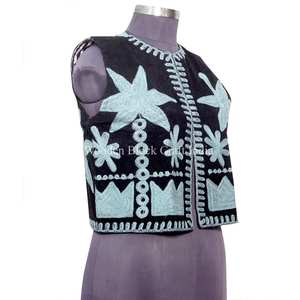 Gilet élégant pour femme en coton imprimé, sans manches, style palmier, matelassé fait main, idéal pour l'automne et l'hiver, parfait pour les soirées. - Product Image 2