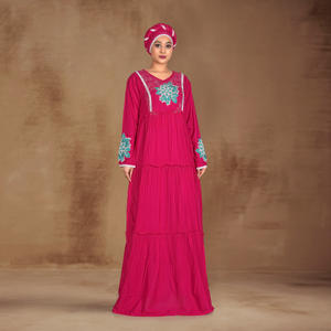 Kaftan brodé en rayonne avec un travail de broderie détaillé sur le devant, un design évasé à plusieurs niveaux, des manches ornées et une silhouette élégante longue jusqu'au sol. - Product Image 4